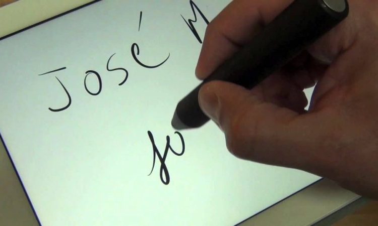 La app para crear letras con Microsoft Font Maker está disponible solo en dispositivos táctiles